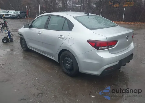 2018 Kia Rio S z USA, uszkodzony, nr VIN 3KPA24AB6JE050416